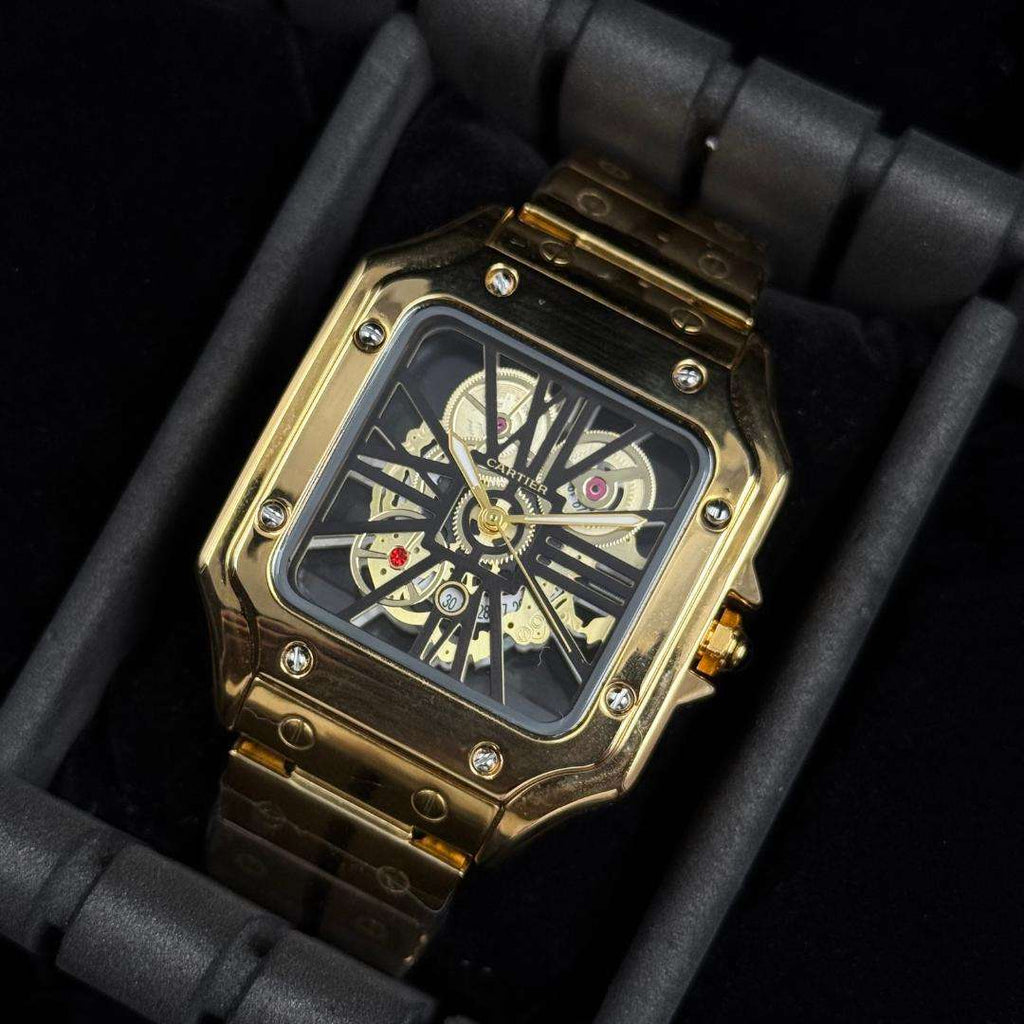 Cartier Metal Dorado Cara Negro